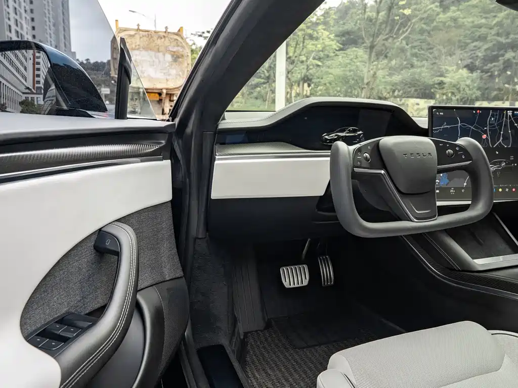 Tesla Model S 2023 Plaid