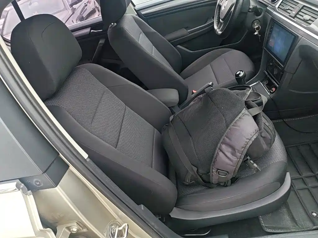 Volkswagen Bora — миниатюра 25