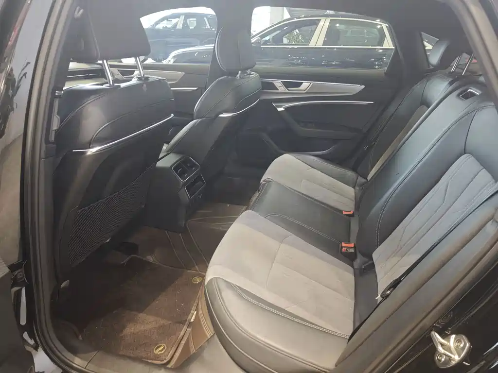 Audi A6L — миниатюра 11