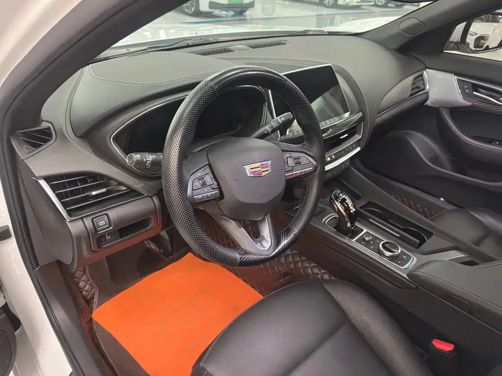 Cadillac CT5 — миниатюра 5
