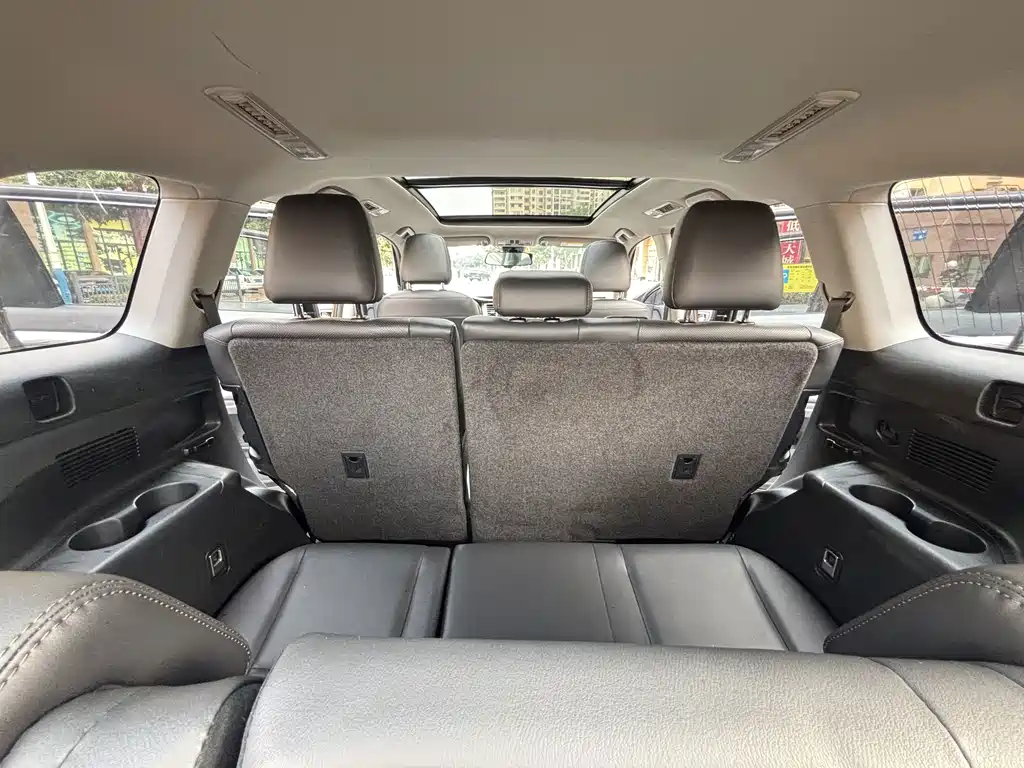 Toyota Highlander — миниатюра 14