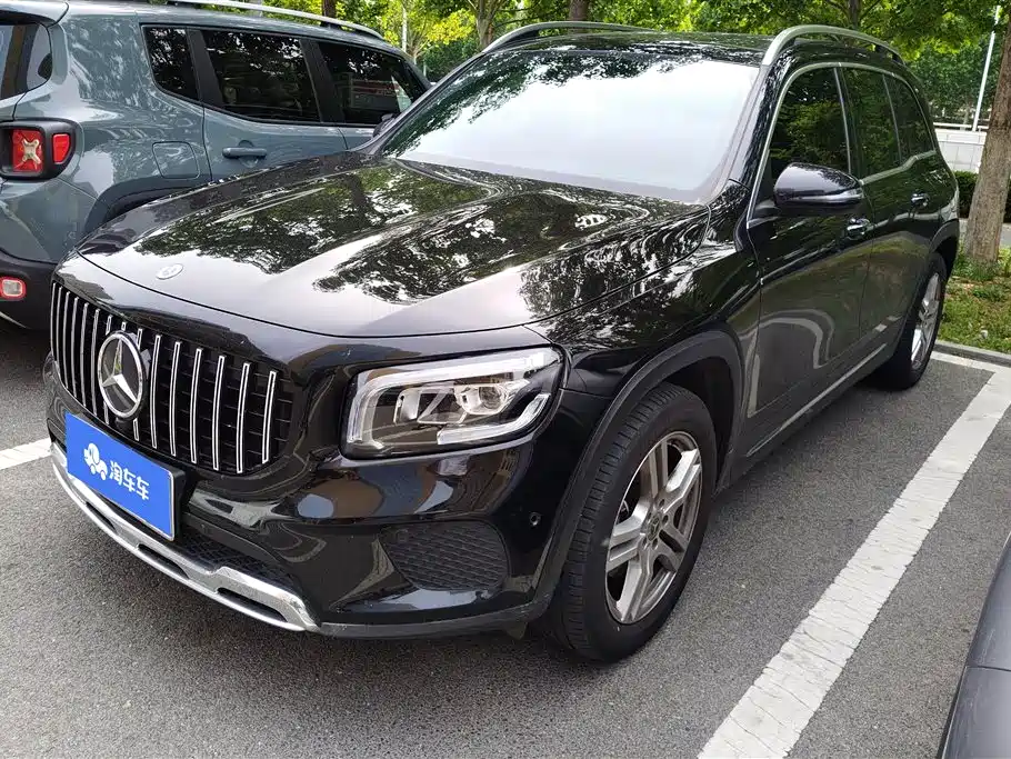 Mercedes-Benz GLB 2021