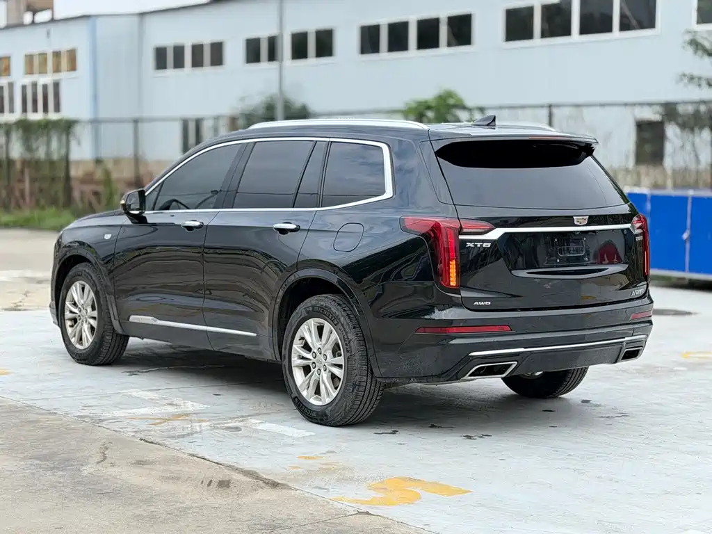 Cadillac XT6 — миниатюра 5
