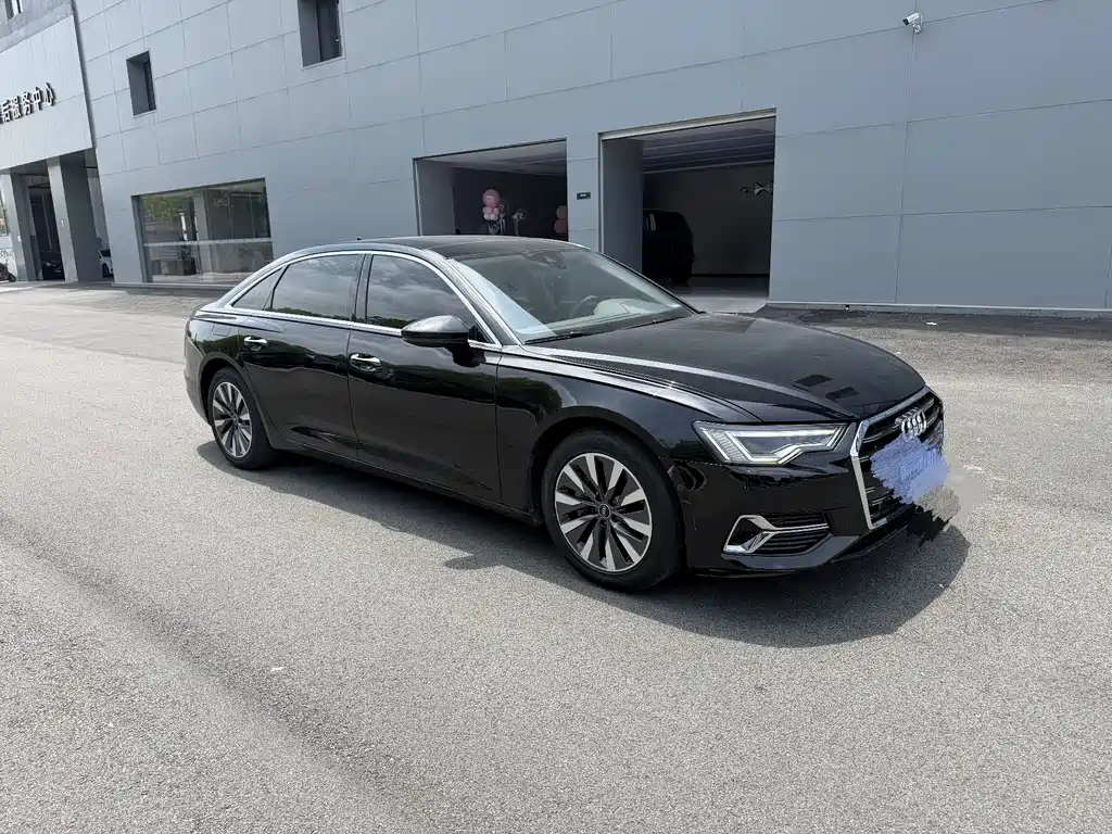 Купить Audi A6L
