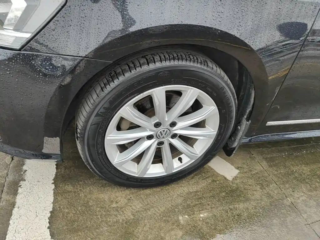 Volkswagen Passat — миниатюра 23