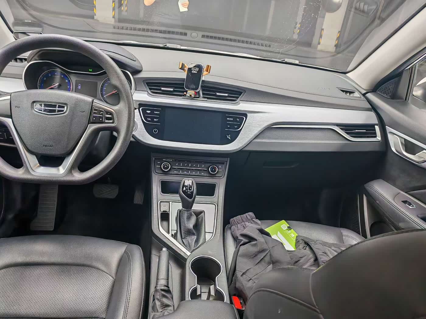 Geely Vision 1.5 л 2021 г. Белый, пробег 27000 км