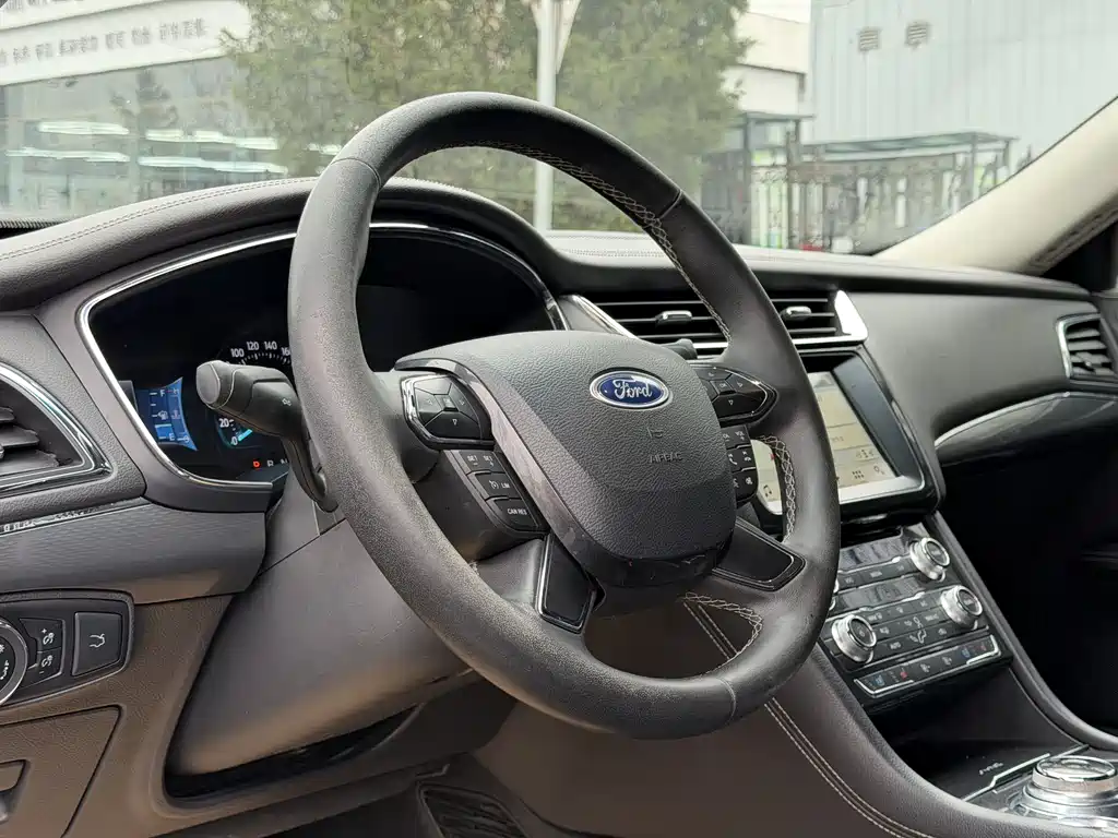 Ford Taurus EcoBoost 245 Luxury Type, фото 21