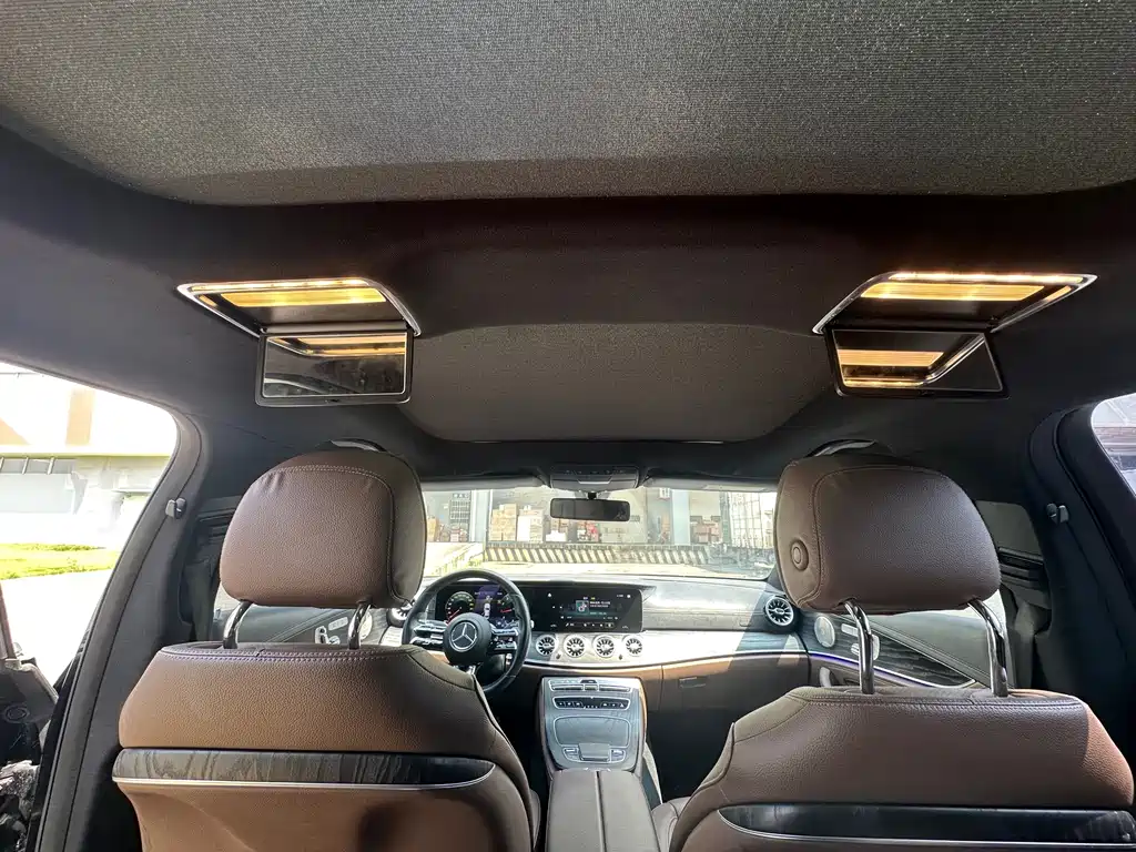 Mercedes-Benz E-Class — миниатюра 18