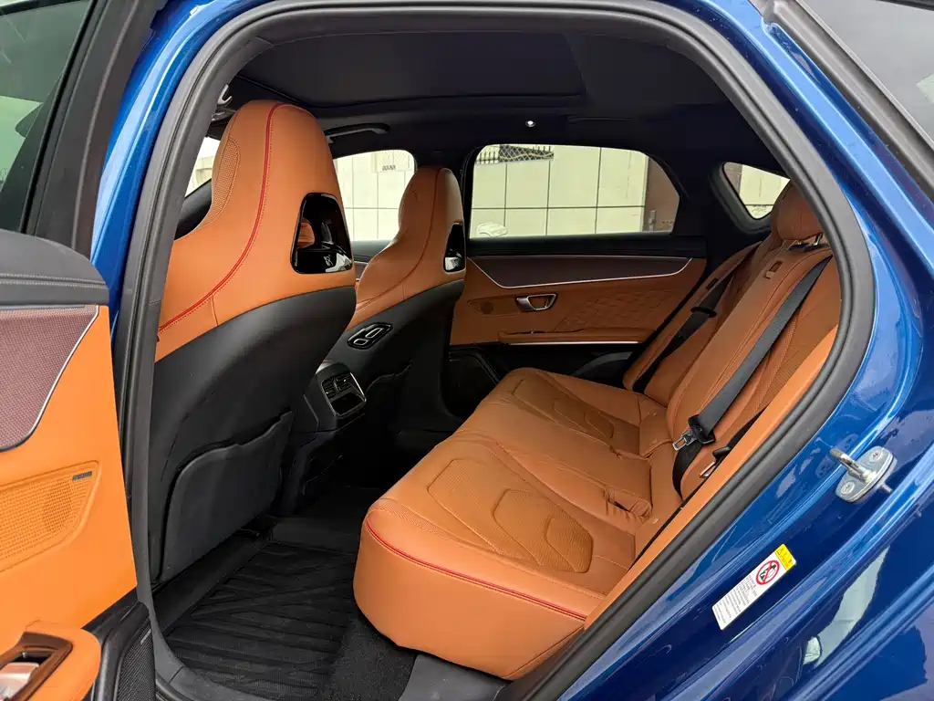 BYD Han — миниатюра 7