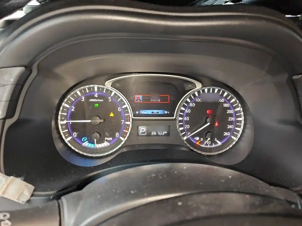Infiniti QX60 (Import) — миниатюра 4