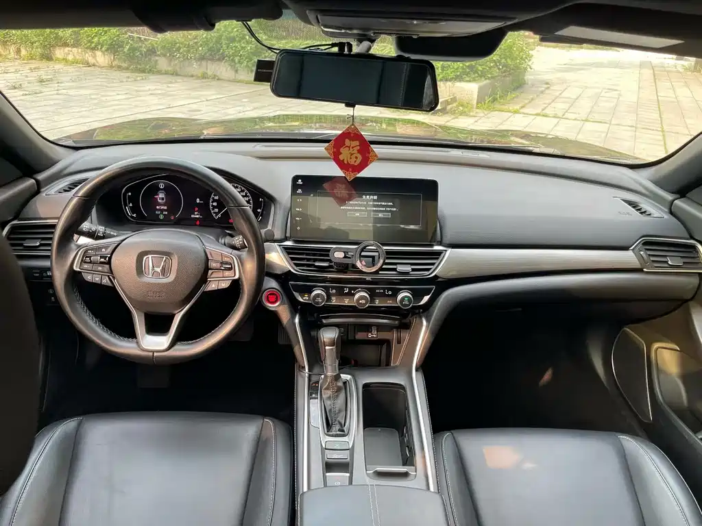 Honda Inspire — миниатюра 10