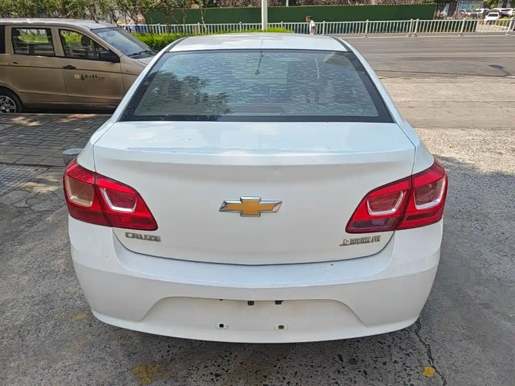Chevrolet Cruze — миниатюра 6