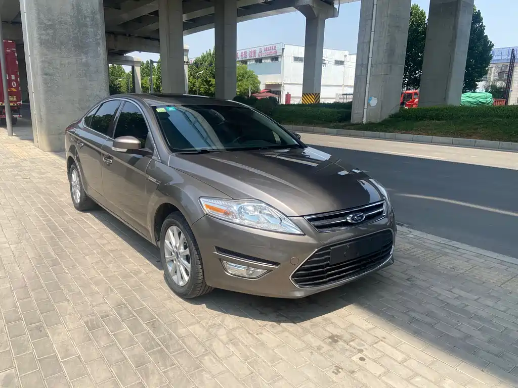 Ford Mondeo 2013 2.3L Luxury