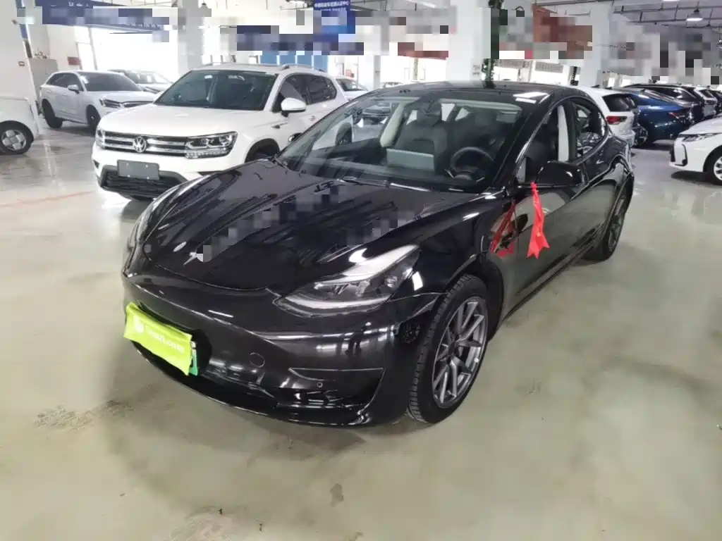 Tesla Model 3 — миниатюра 2