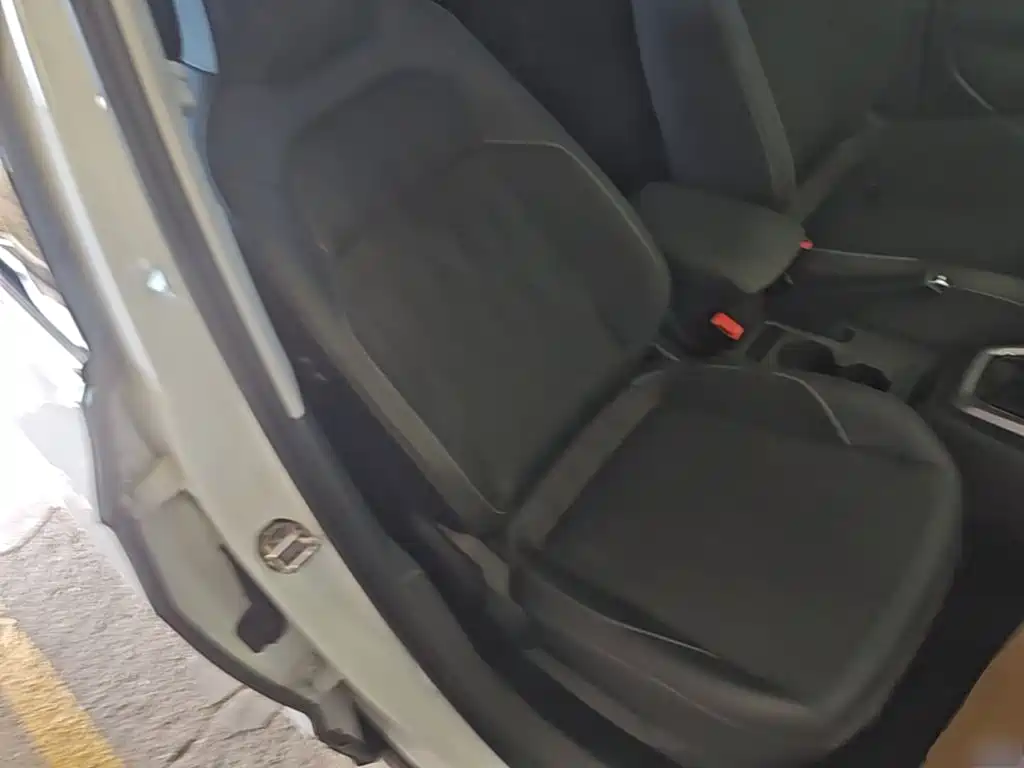 Volkswagen T-Cross — миниатюра 25