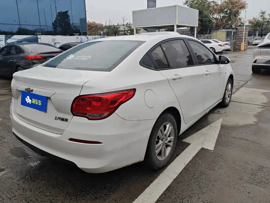 Chevrolet Cavalier — миниатюра 3