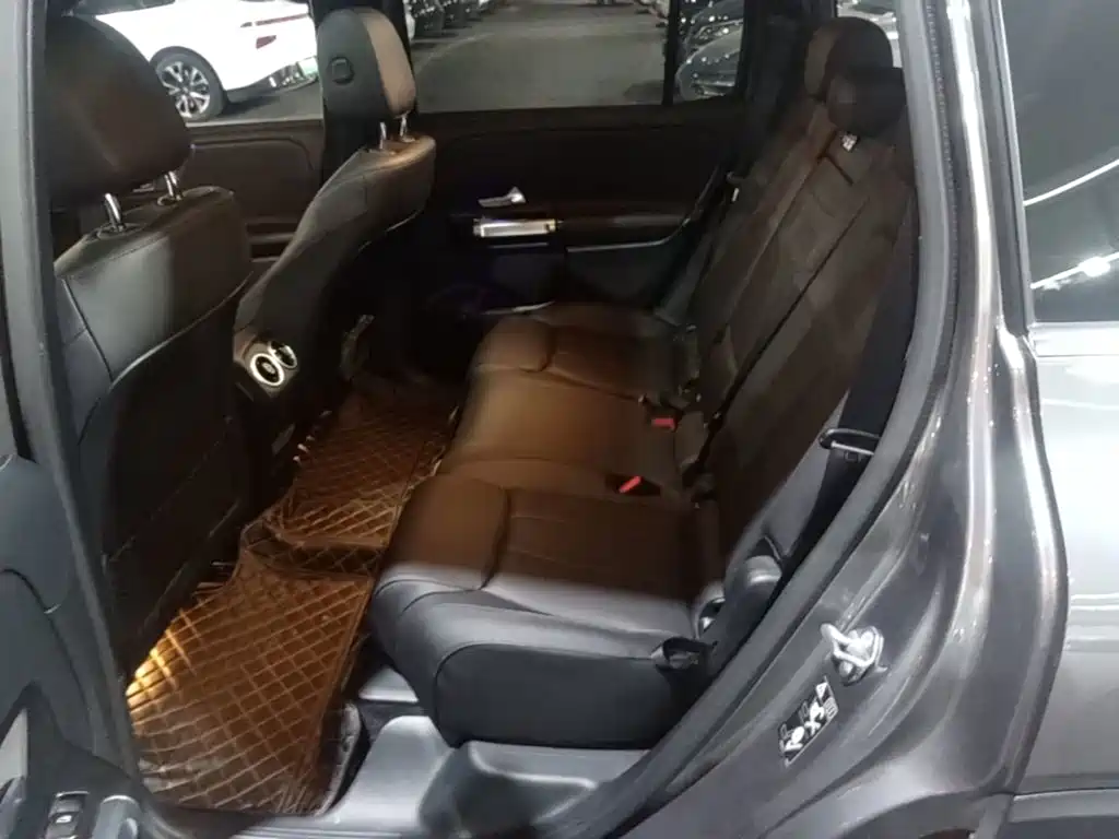 Mercedes-Benz EQB — миниатюра 17