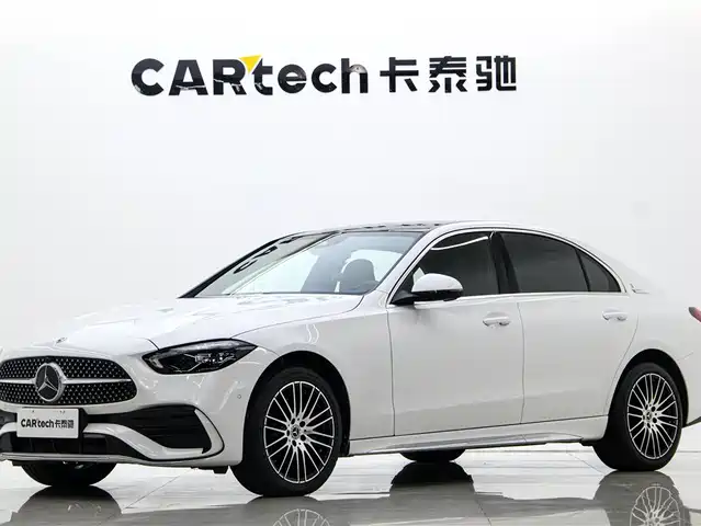 MERCEDES-BENZ  C CLASS 2025