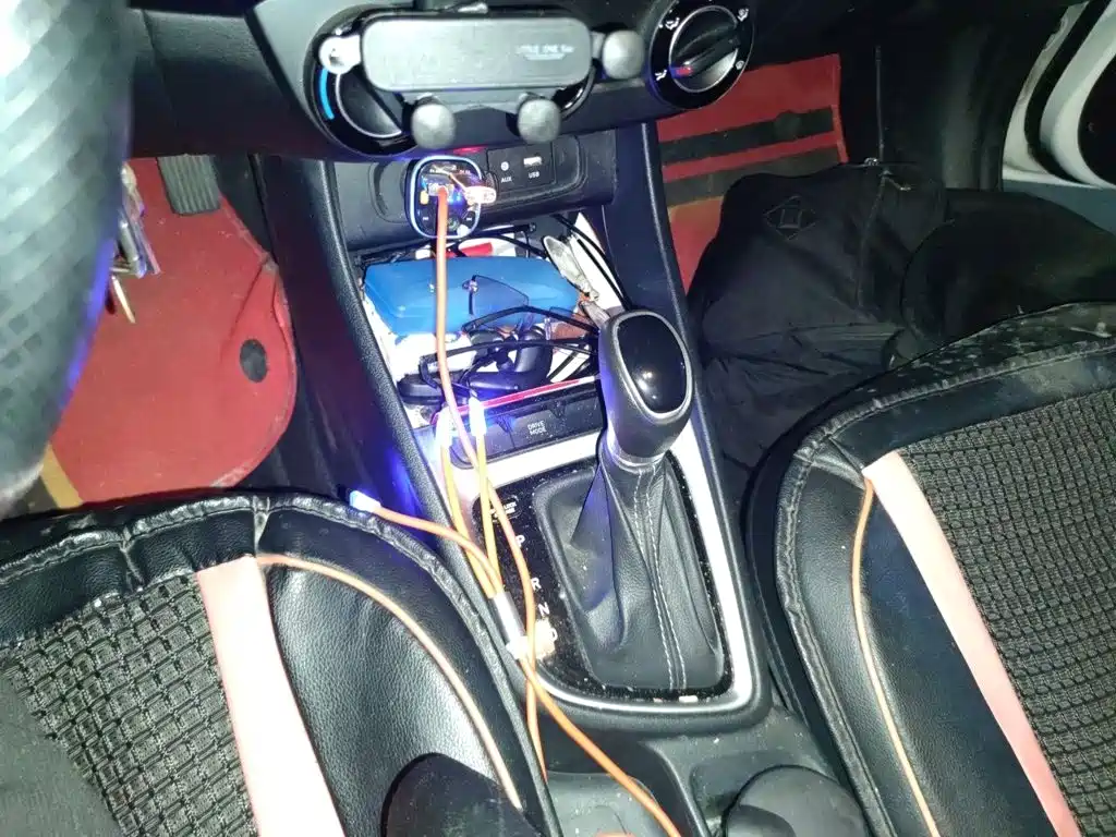 Hyundai Elantra — миниатюра 7