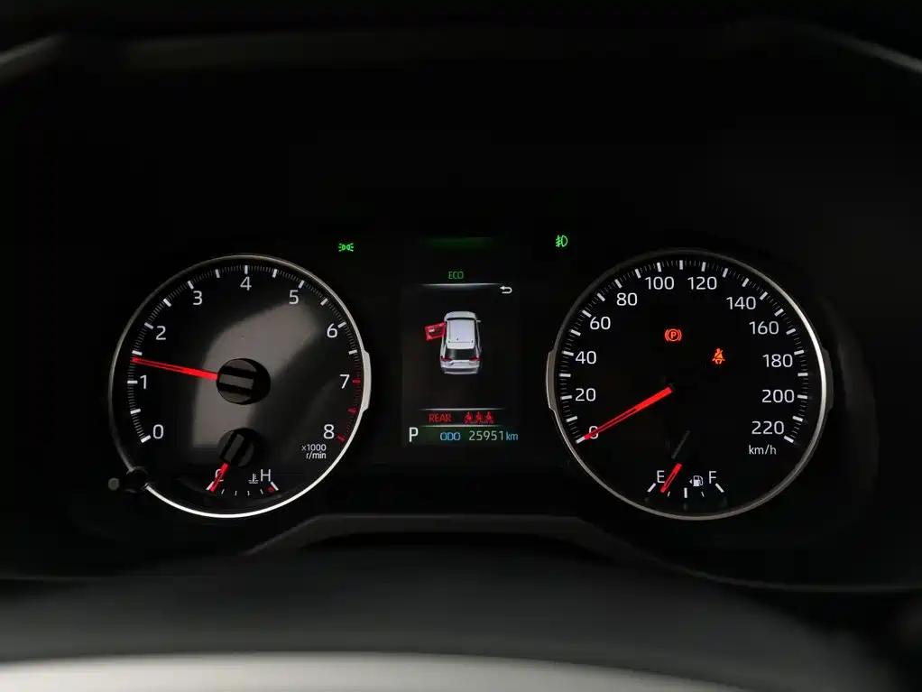 Toyota RAV4 — миниатюра 16