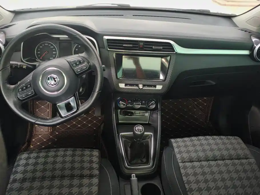 MG ZS — миниатюра 12