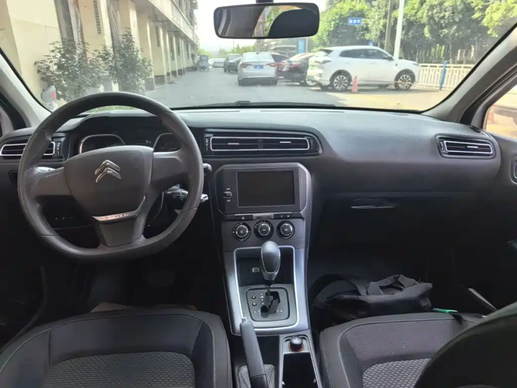 Citroen C4 — миниатюра 10