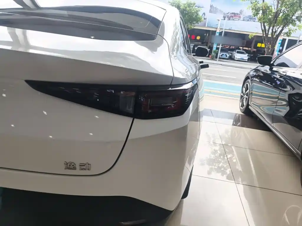 Changan Eado — миниатюра 8