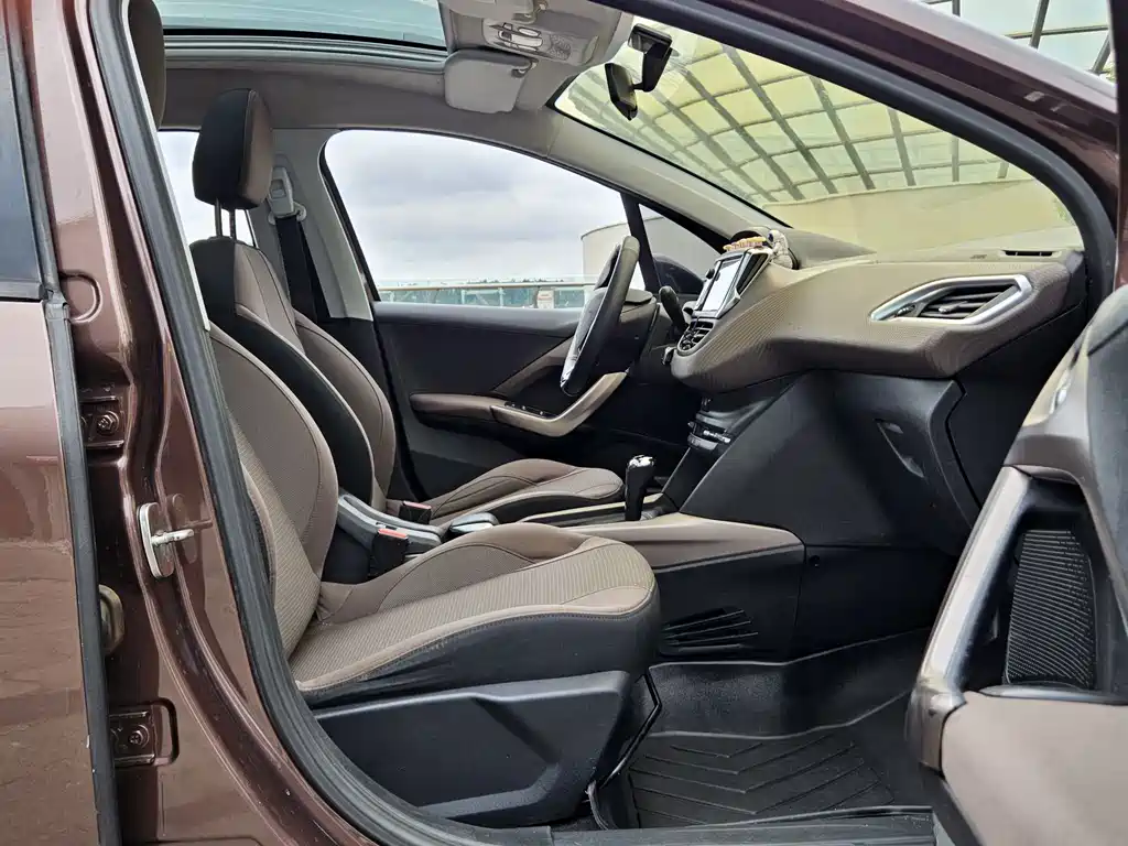 Peugeot 2008 — миниатюра 4
