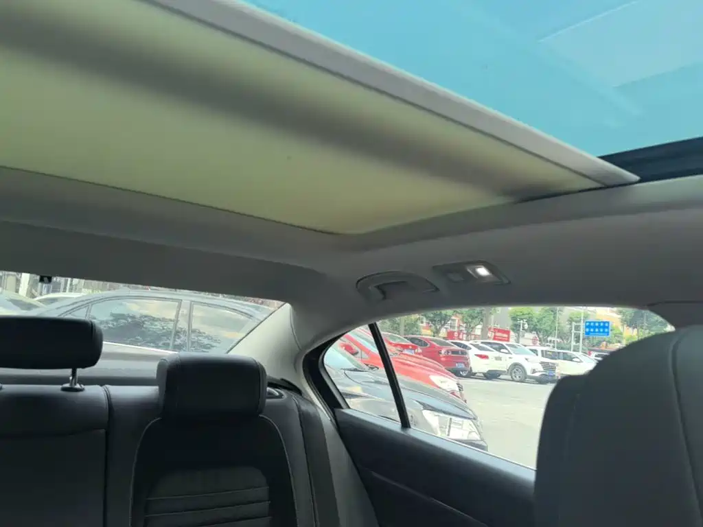 Volkswagen Magotan — миниатюра 18