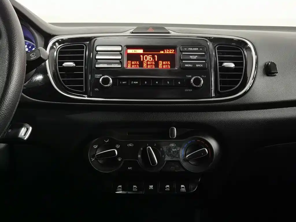 Kia Huanchi — миниатюра 12