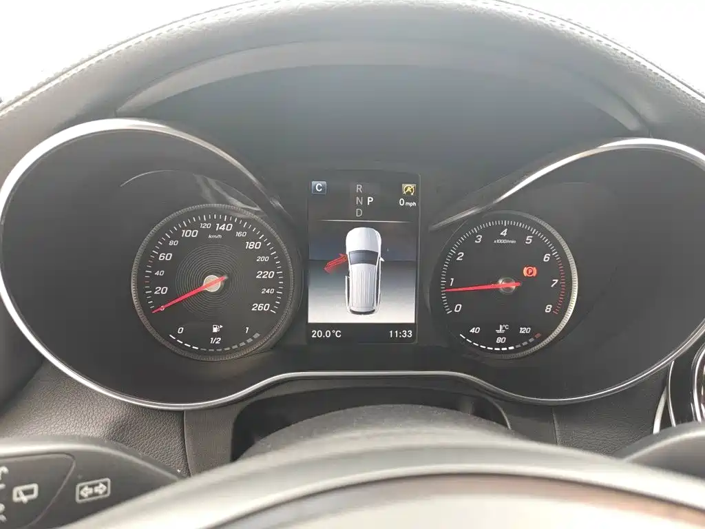 Mercedes-Benz GLC — миниатюра 12