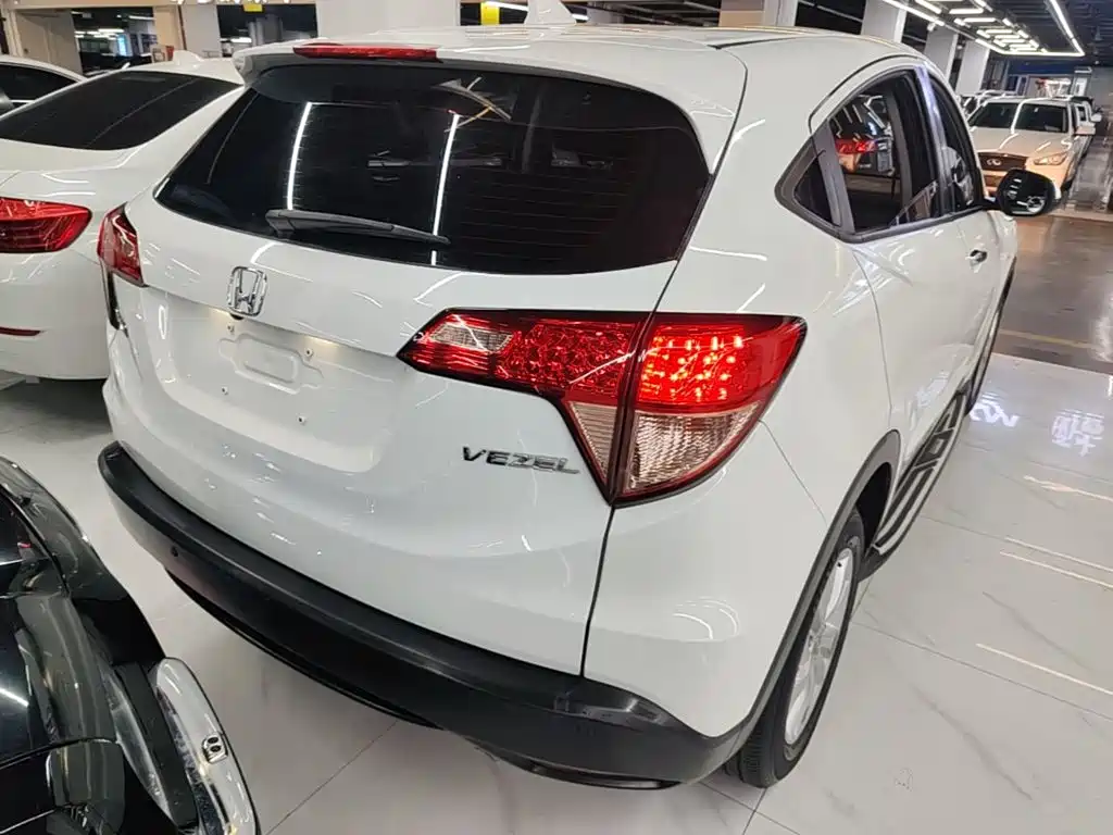 Honda Vezel — миниатюра 7