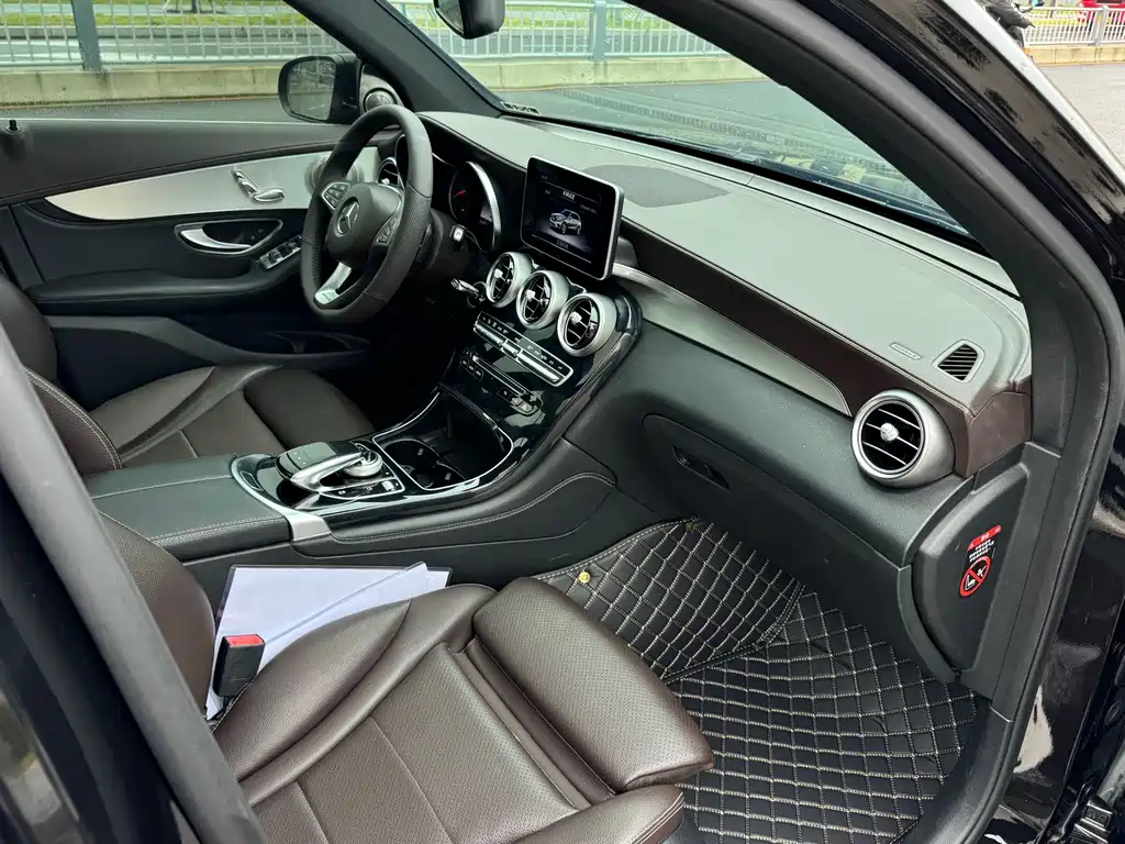 Mercedes-Benz GLC — миниатюра 10