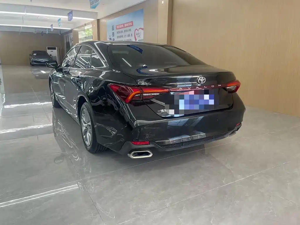 Toyota Avalon — миниатюра 3