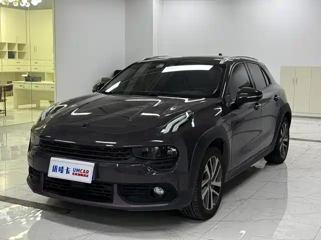 2021 Lynk & Co 02