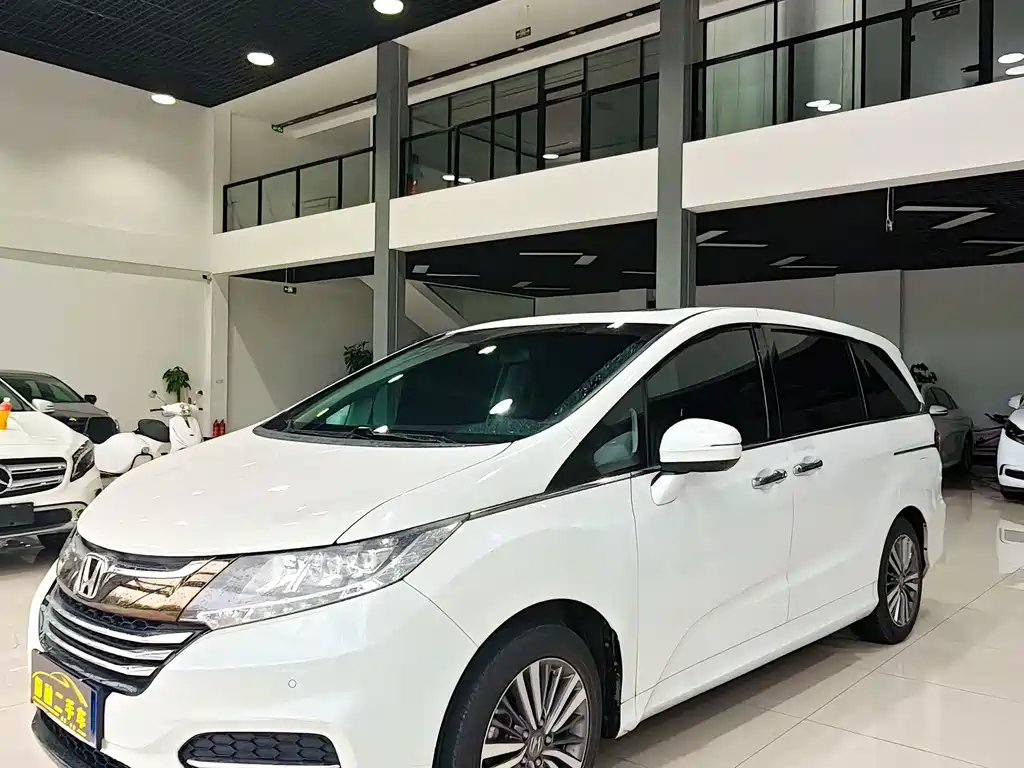 Купить Honda Odyssey