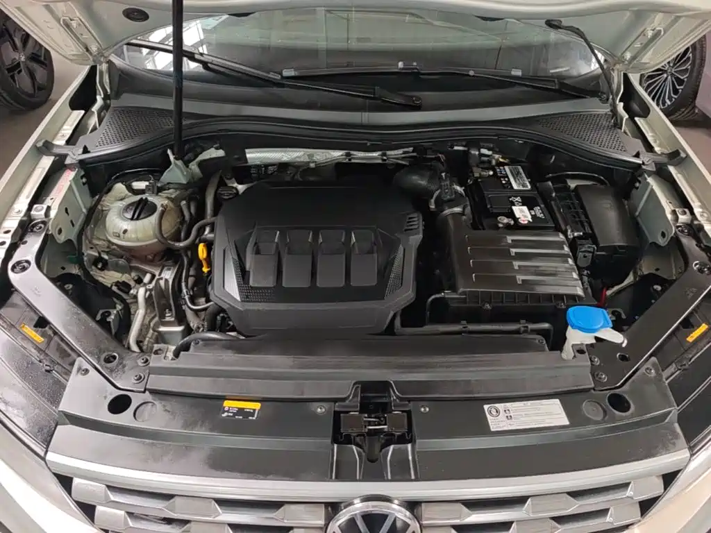 Volkswagen Tiguan L — миниатюра 25