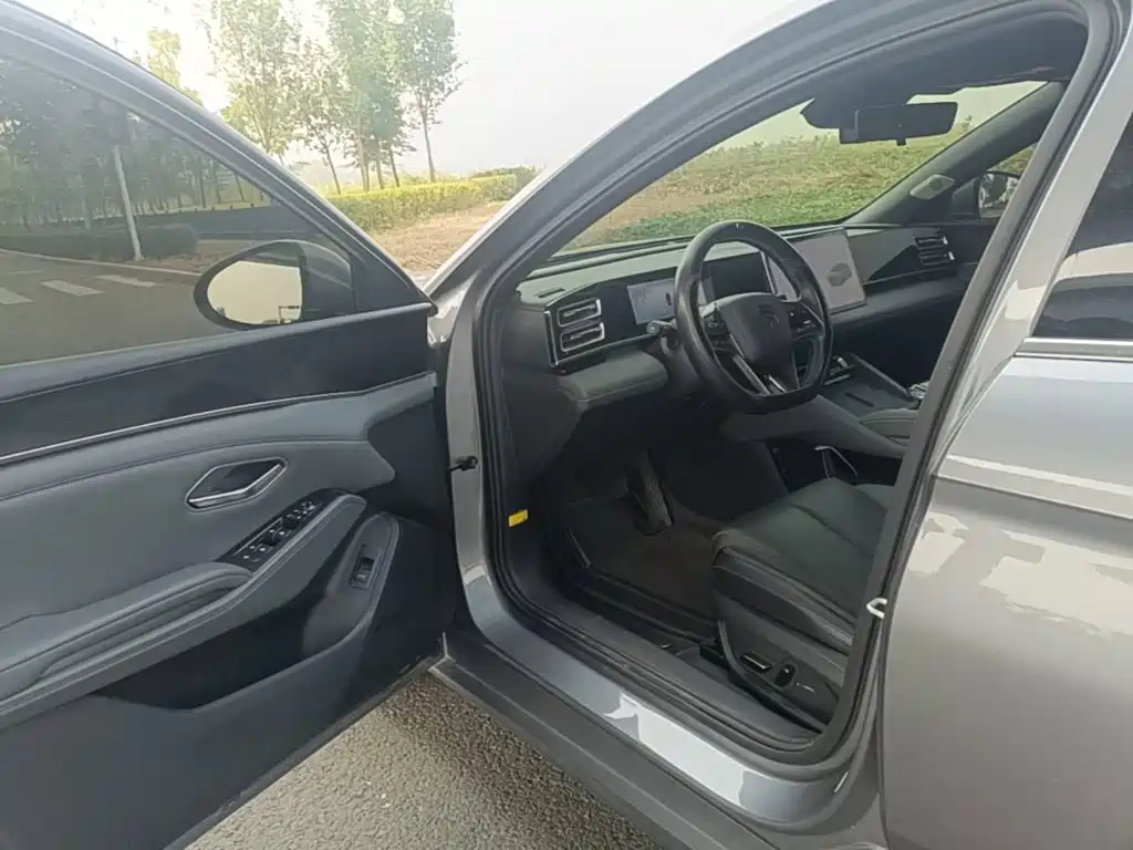 BYD Qin L — миниатюра 16