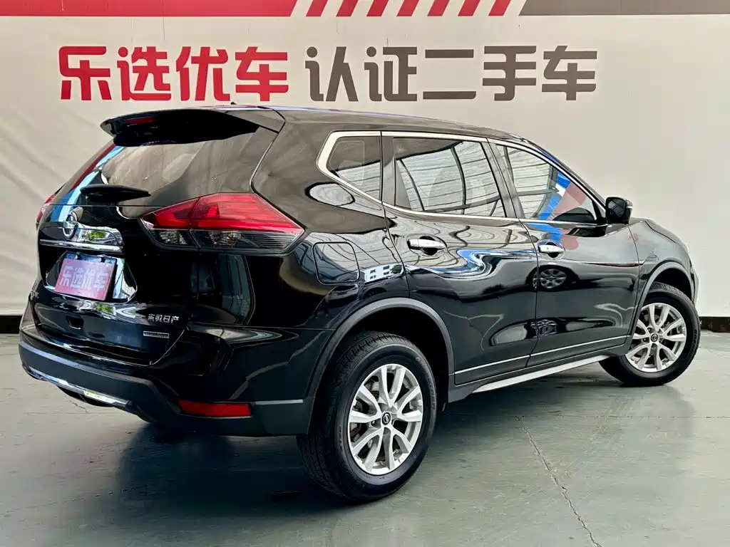 Nissan X-Trail — миниатюра 5