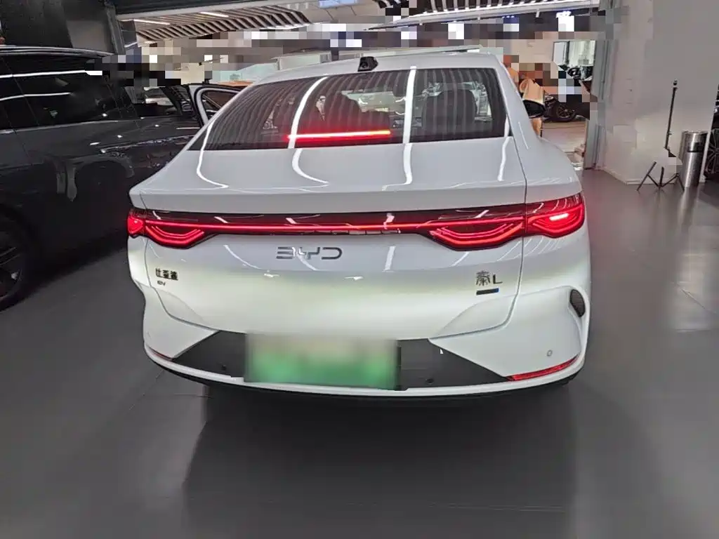 BYD Qin L — миниатюра 6