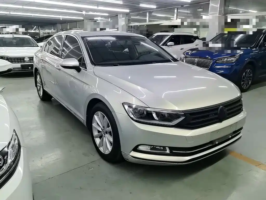 Volkswagen Magotan — миниатюра 4