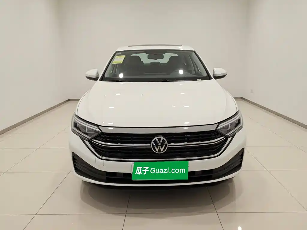 Volkswagen Sagitar 2026 3000 300TSI DSG
