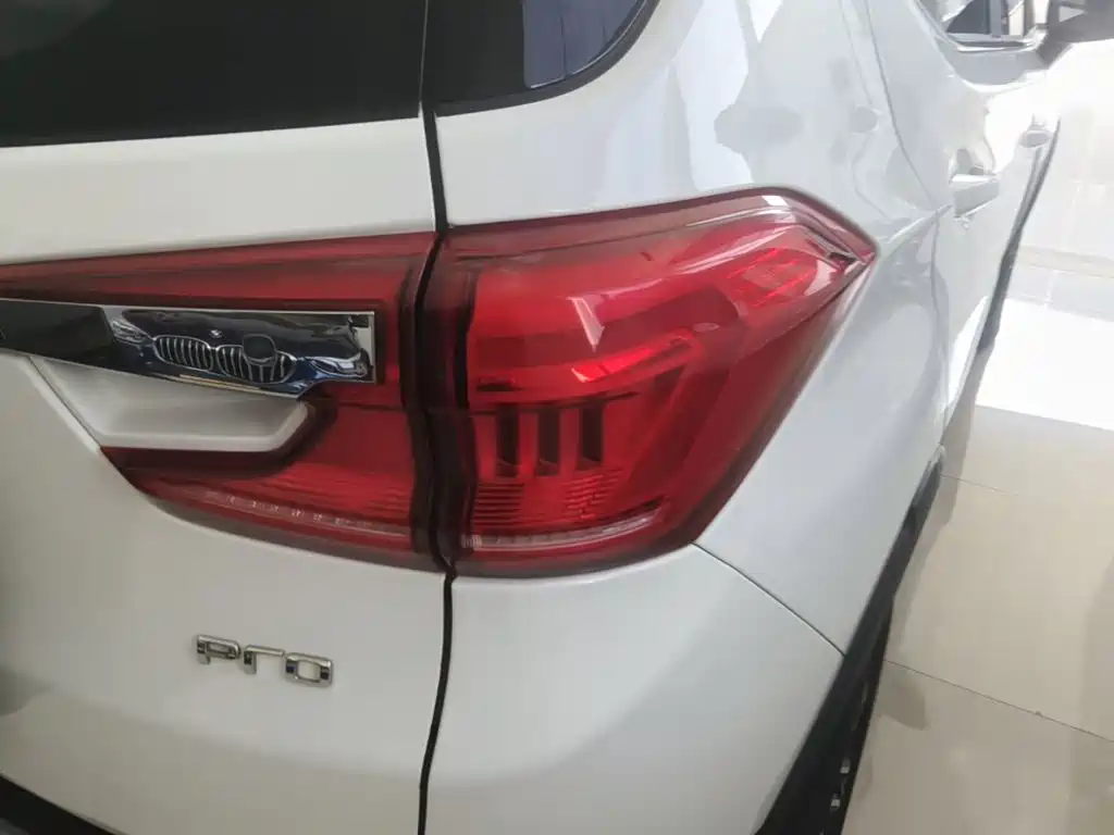 BYD Yuan Pro — миниатюра 8