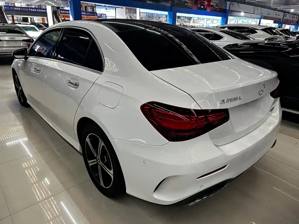 MERCEDES-BENZ A CLASS