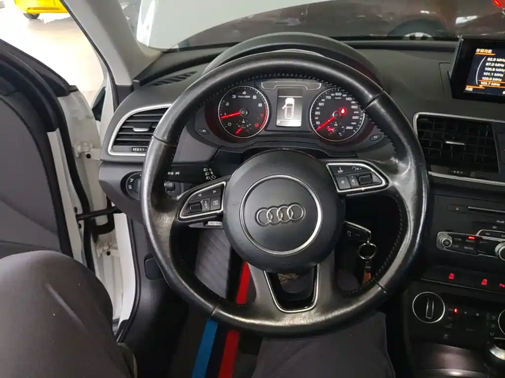 Audi Q3 — миниатюра 11