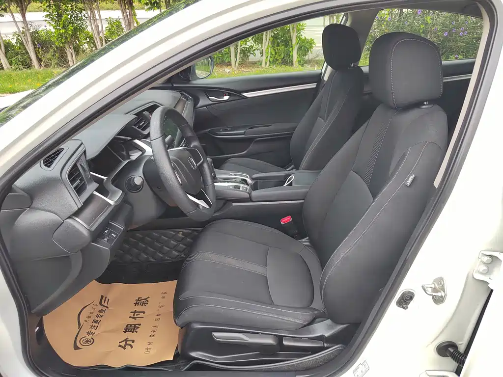 Honda Civic — миниатюра 13