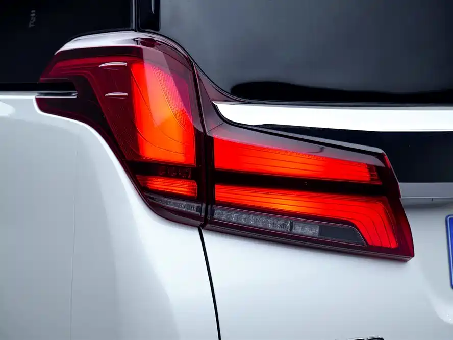Toyota Alphard 2020 2.5L Luxury