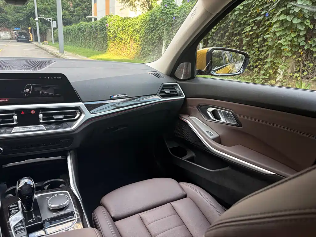 BMW 3 Series — миниатюра 19