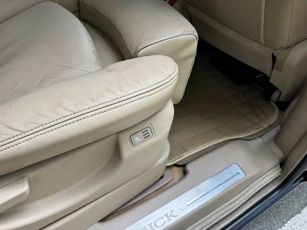 Buick GL8 — миниатюра 17