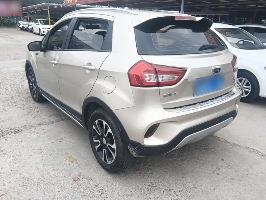 Geely Vision X3 — миниатюра 5